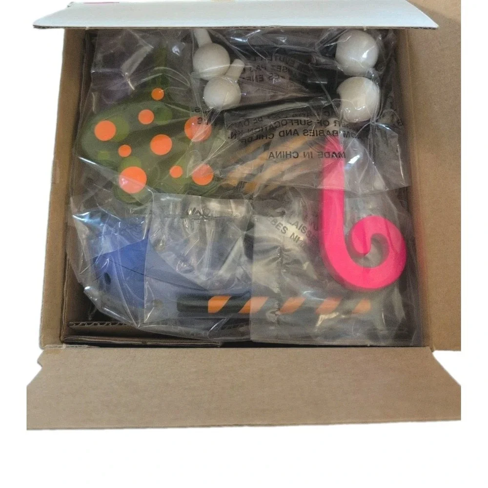 ZOLO Motorized A Creative Building Set by Wild Planet 1997 16 Piece Set - New